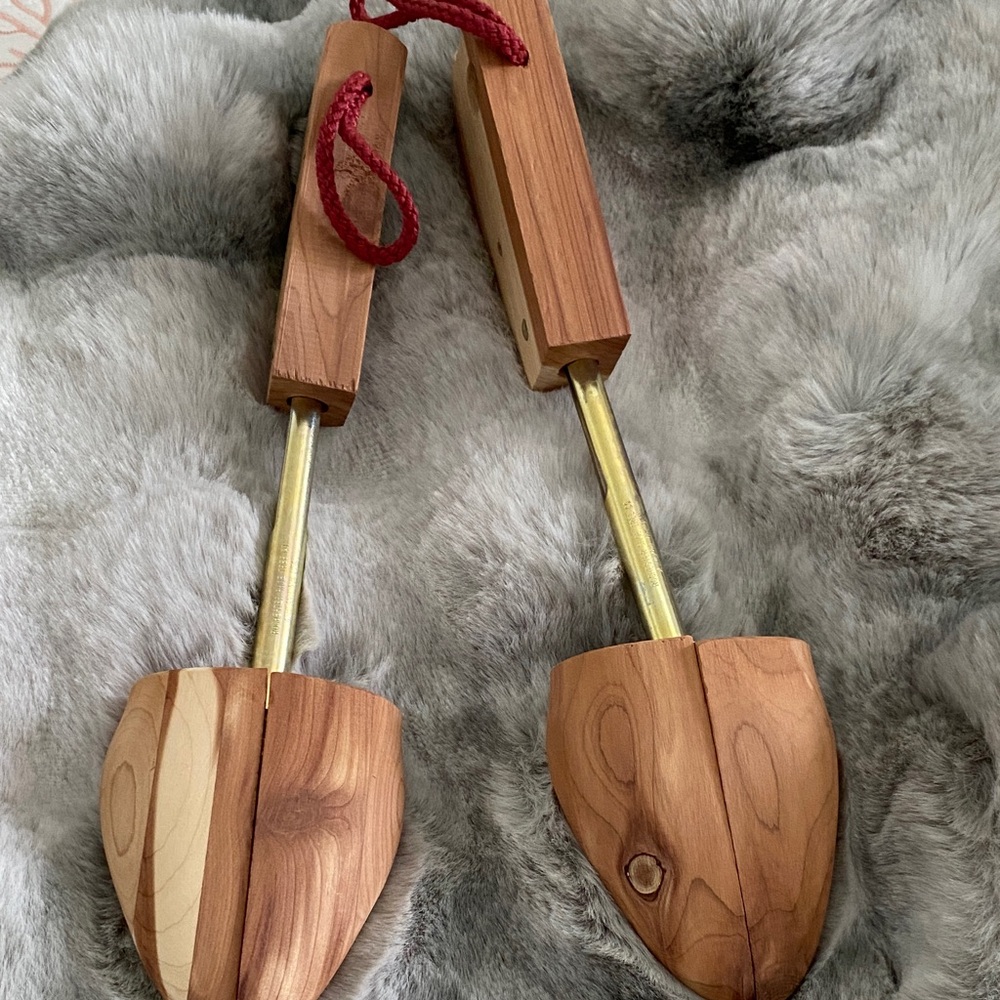 Cedar Shoe Trees with Brass Rods